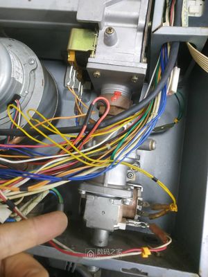 華帝燃氣熱水器顯示E2故障代碼原因及維修案例(圖文詳解)